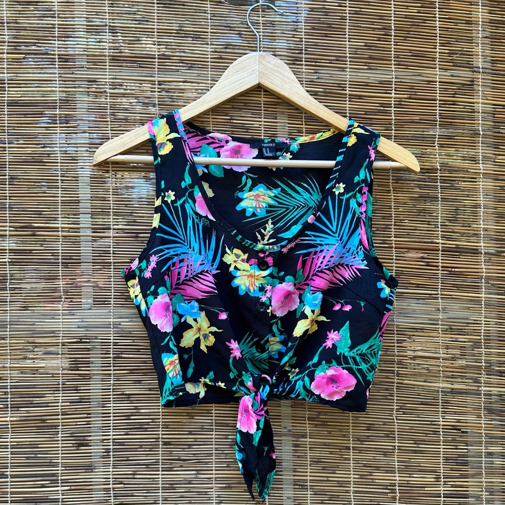 Floral sleeveless blouse
